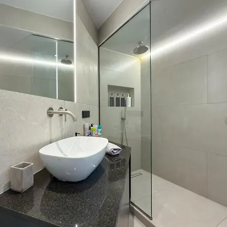 Apartment Luxury Sea View Retreat *