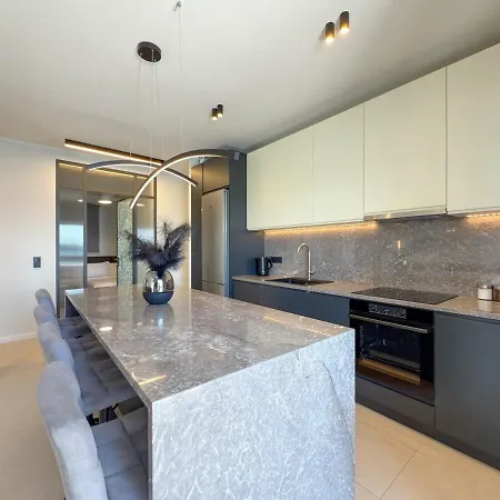 Apartment Luxury Sea View Retreat *